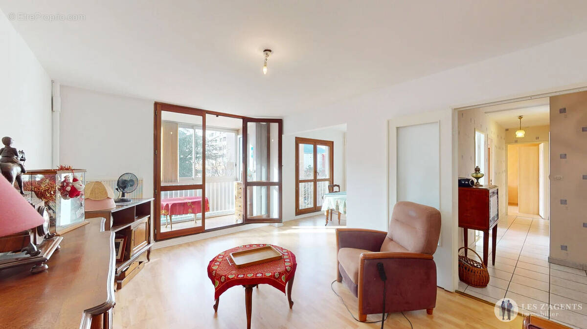 Appartement à ECHIROLLES