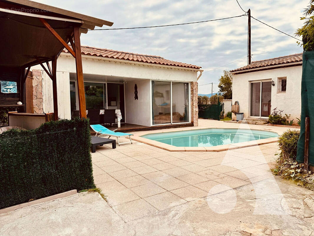 Maison à LE LUC