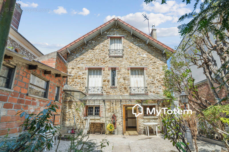 Maison à DEUIL-LA-BARRE