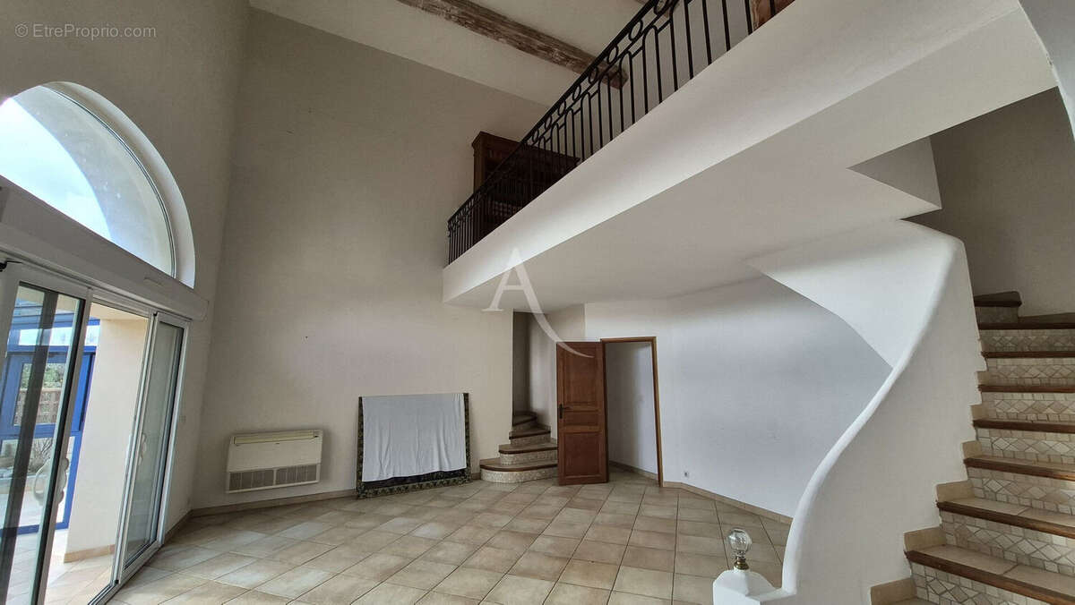 Maison à BIZE-MINERVOIS