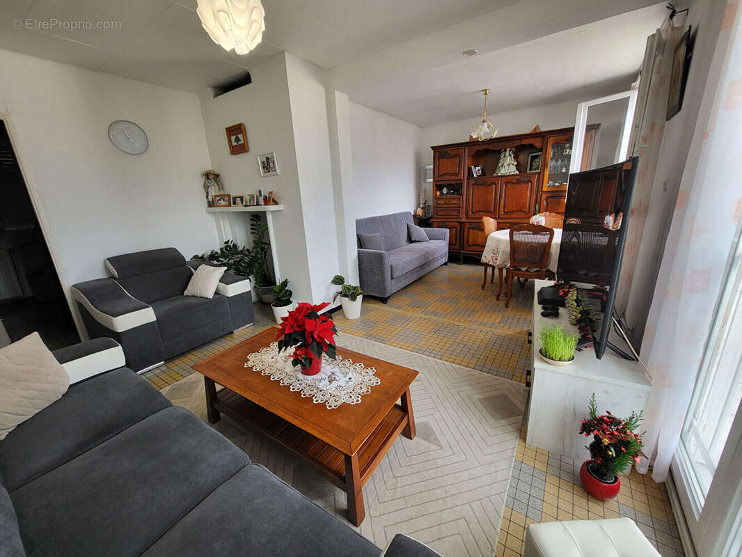 Appartement à MARSEILLE-14E