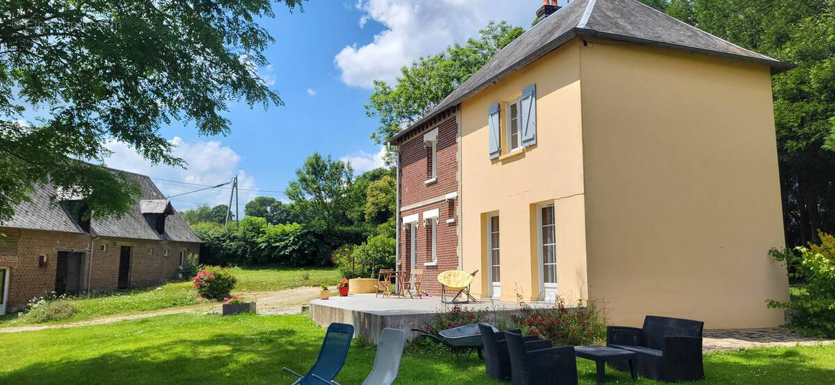 Maison à AUFFAY