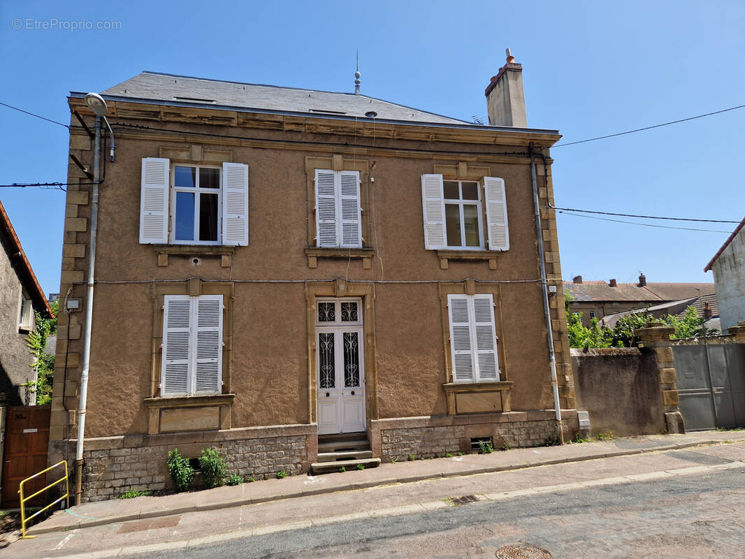 Maison à AUTUN