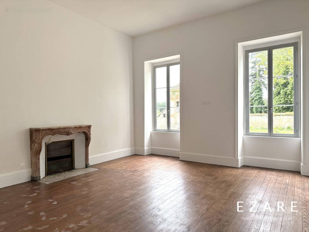 Pièce de vie - Appartement à DEMIGNY
