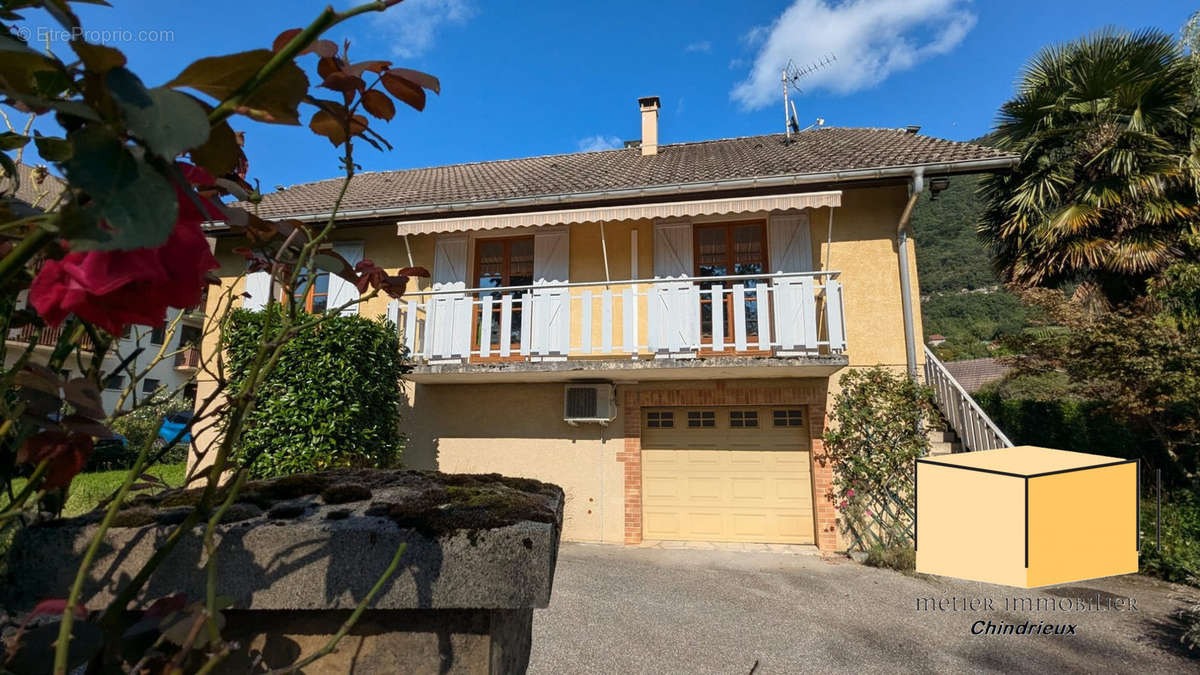 Maison à CHINDRIEUX
