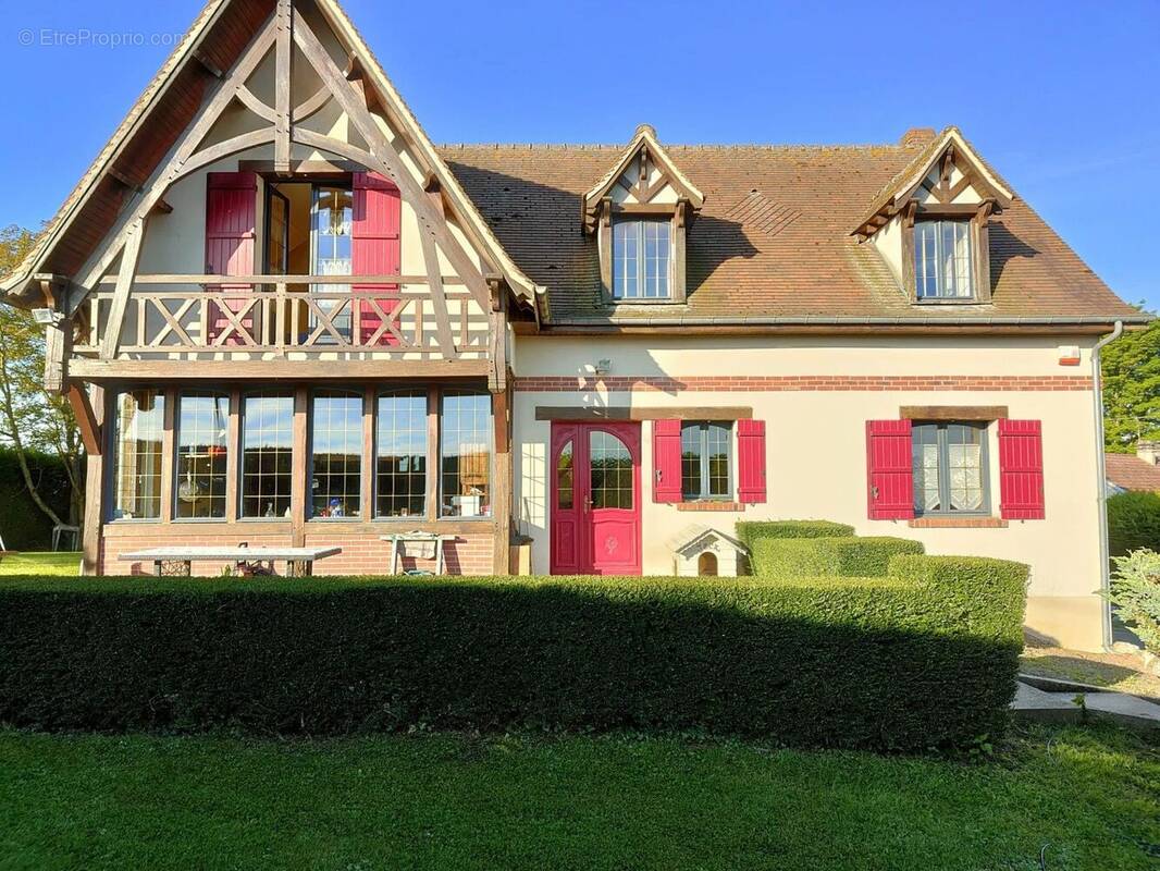 Maison à BEAUVAIS