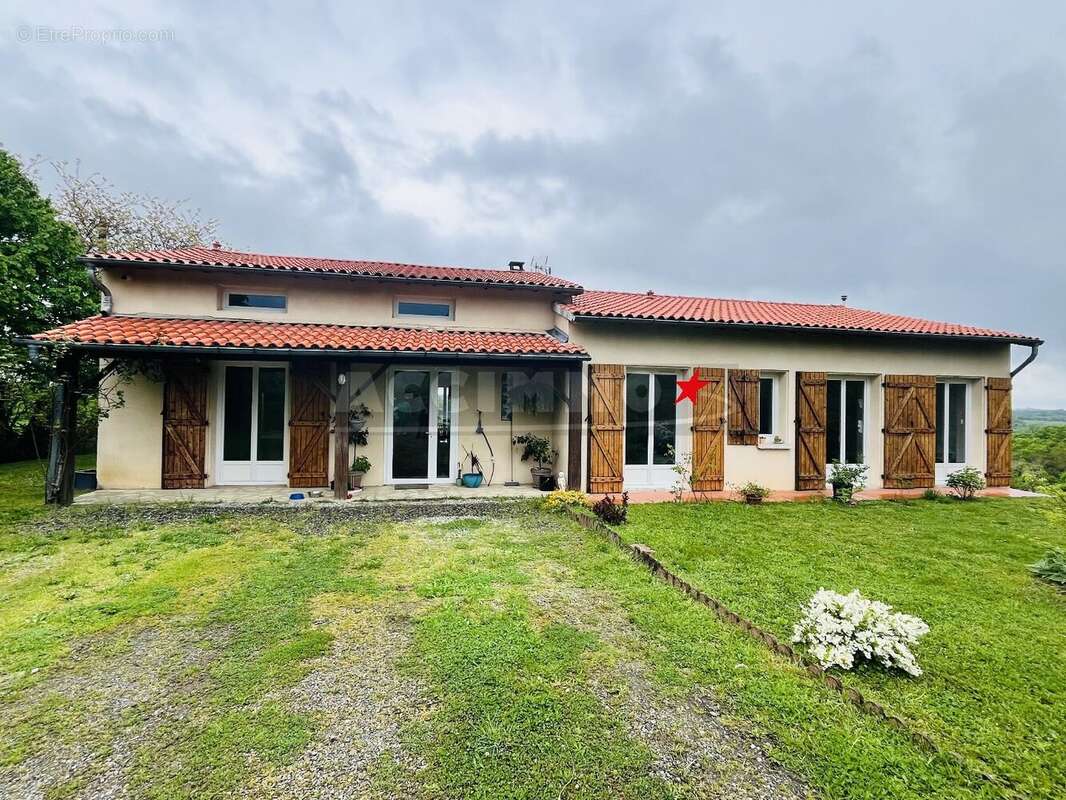 Maison à CARAMAN