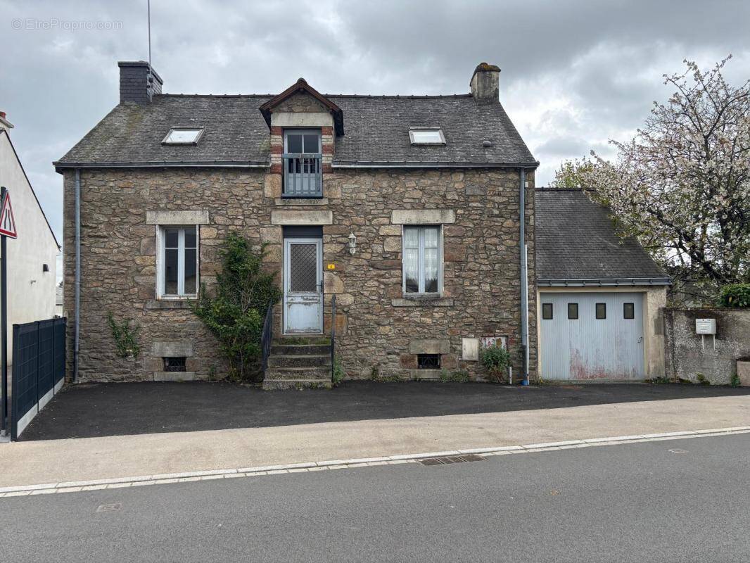 Maison à PLEUCADEUC