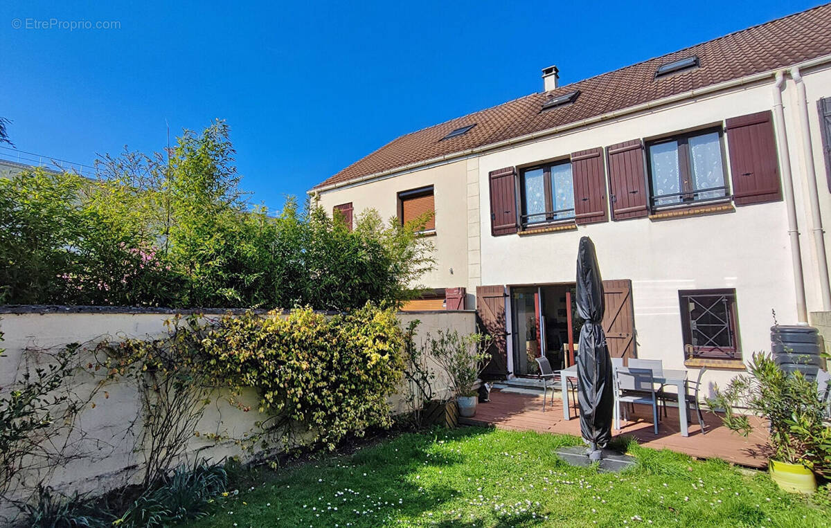 Maison à ERMONT