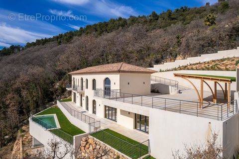 Maison à SPERACEDES