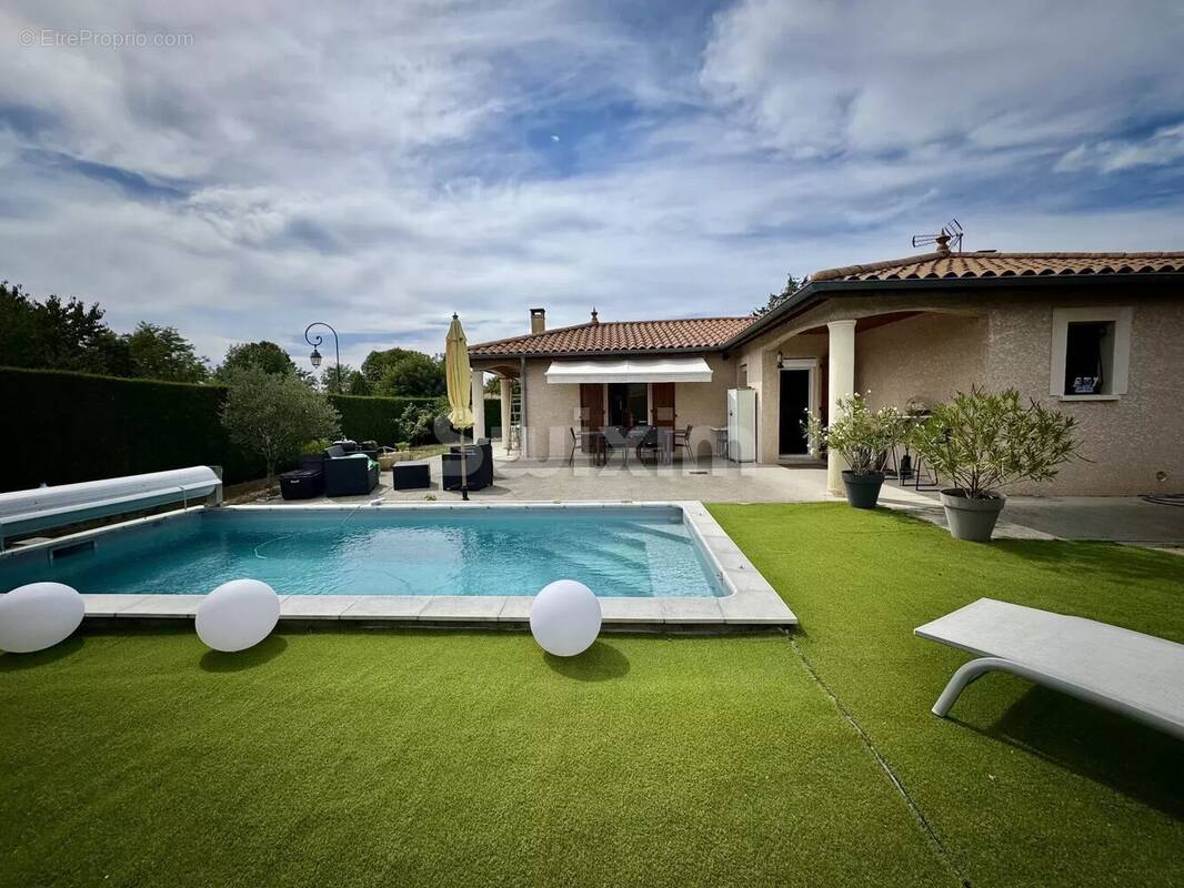 Maison à ARNAS