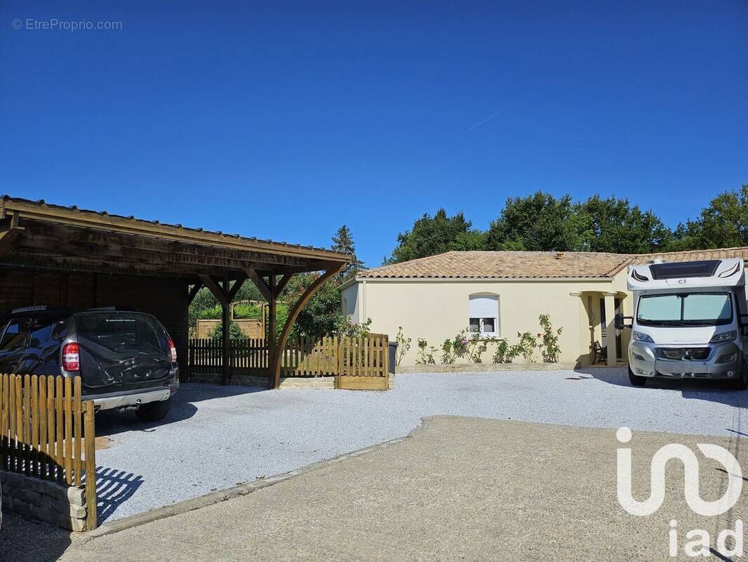 Photo 1 - Maison à SAUJON