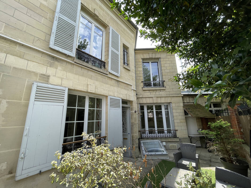 Maison à PONTOISE