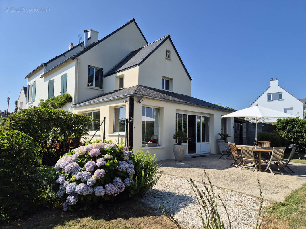 Maison à AMBON