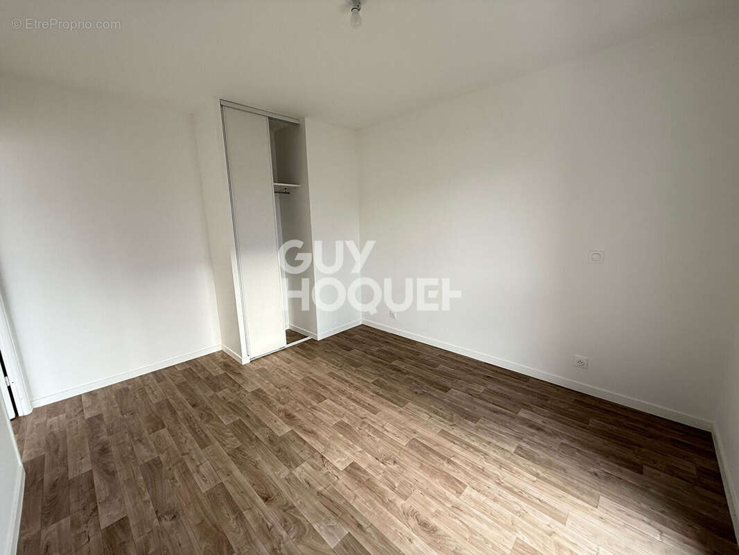 Appartement à EPONE