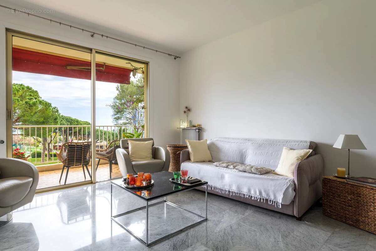 Appartement à CAGNES-SUR-MER