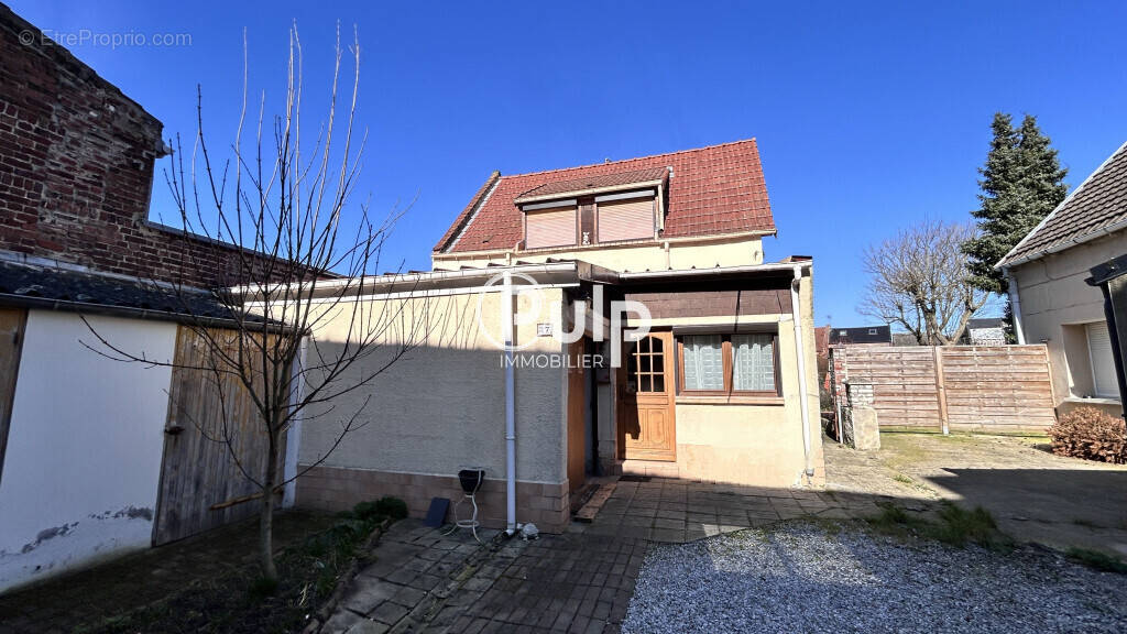 Maison à DOURGES