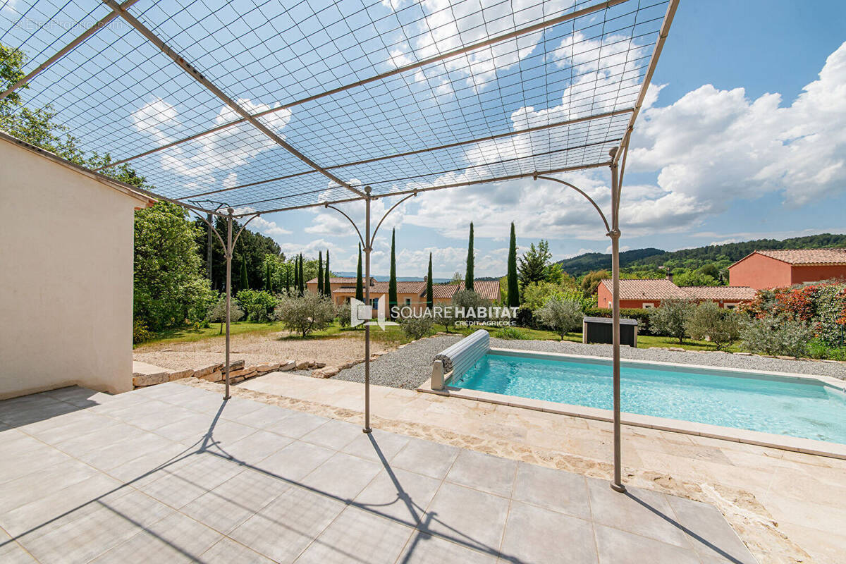 Photo 1 - Maison à SAINT-SATURNIN-LES-APT