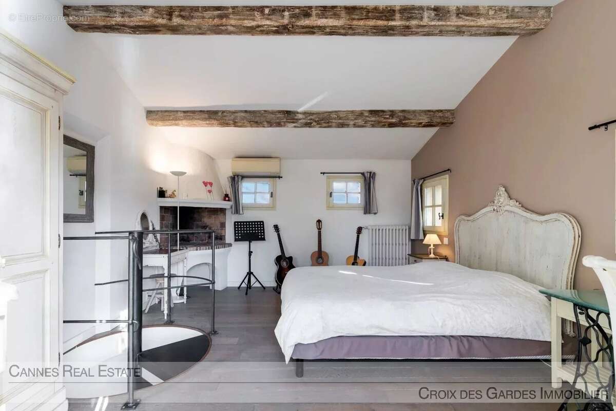 Maison à LE ROURET