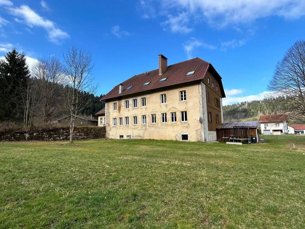 Appartement à MORTEAU