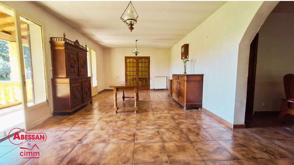 Maison à AIGREMONT