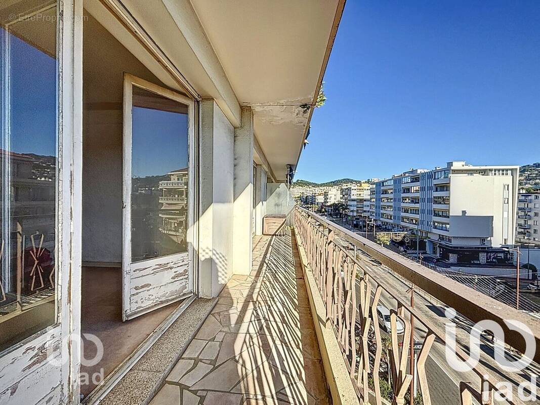 Photo 1 - Appartement à LE CANNET