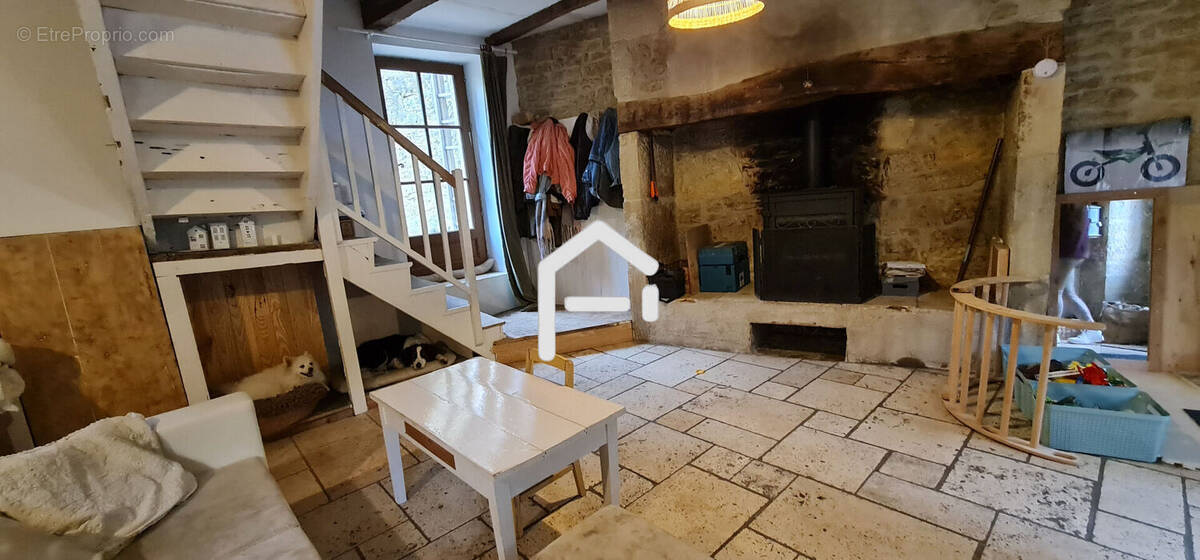 Maison à SAINT-ROBERT