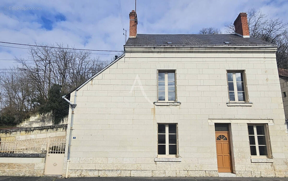 Maison à MONTRICHARD