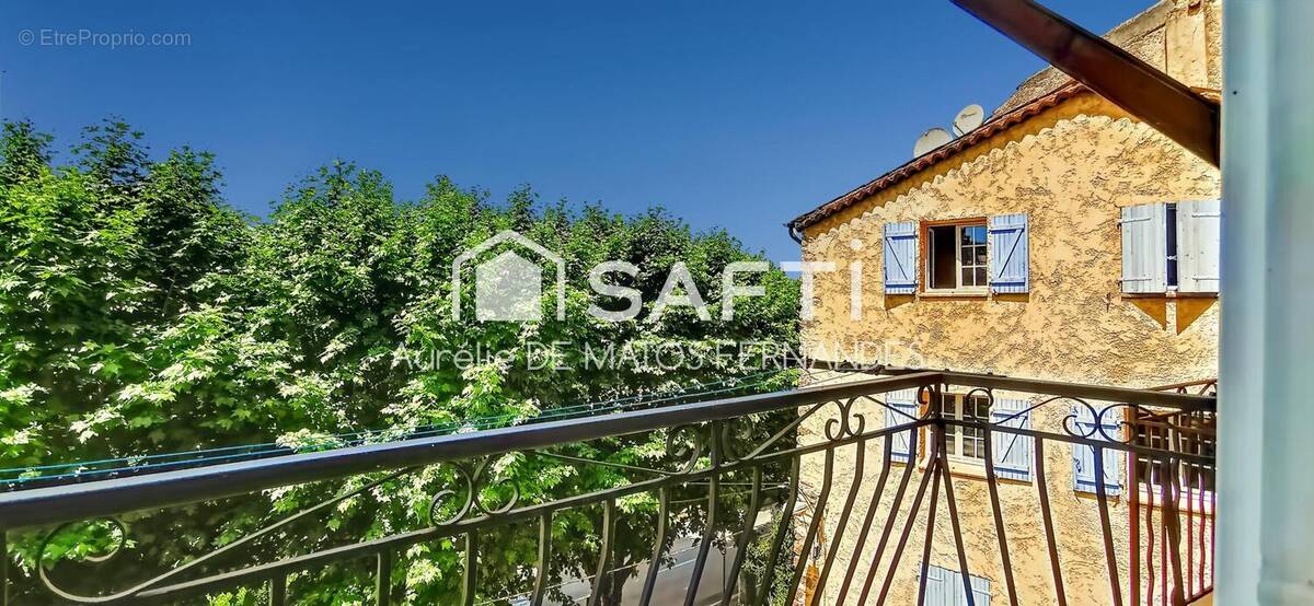 Photo 1 - Appartement à BAGNOLS-EN-FORET