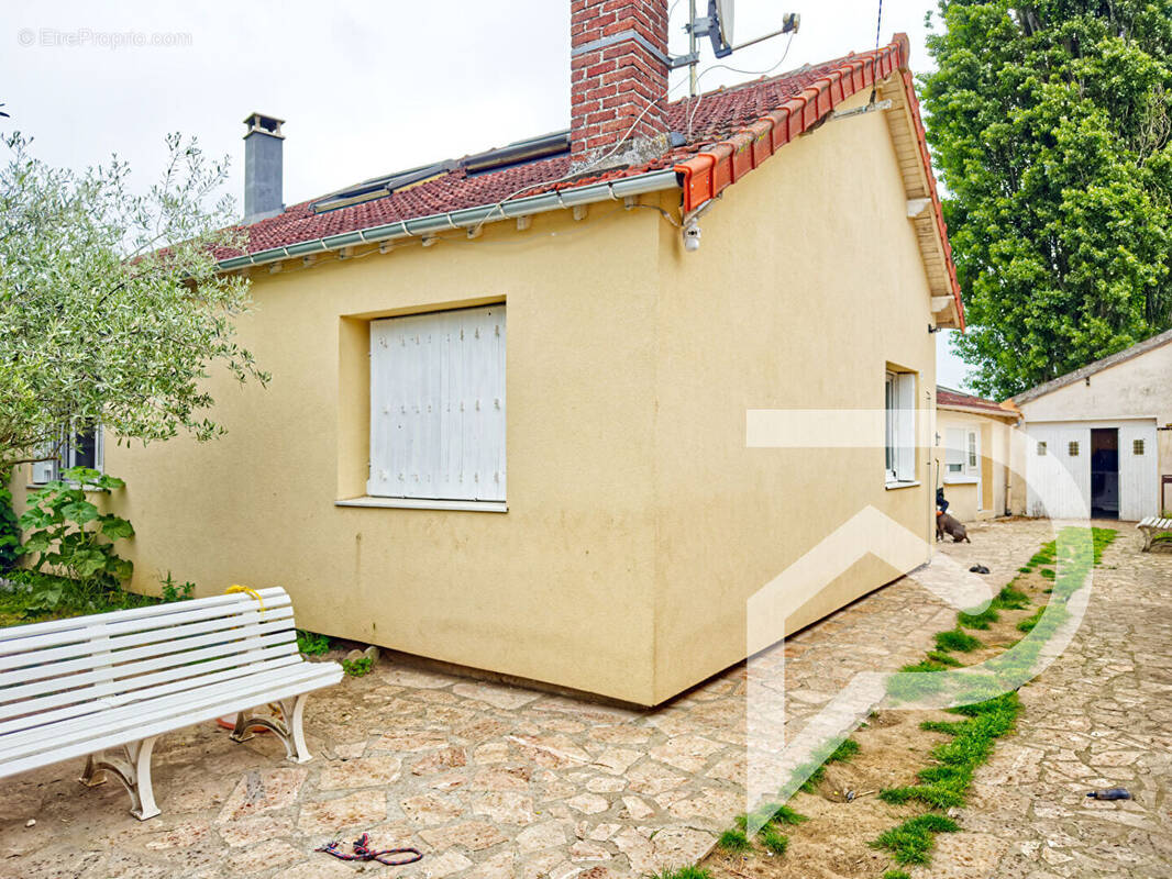 Maison à PERSAN