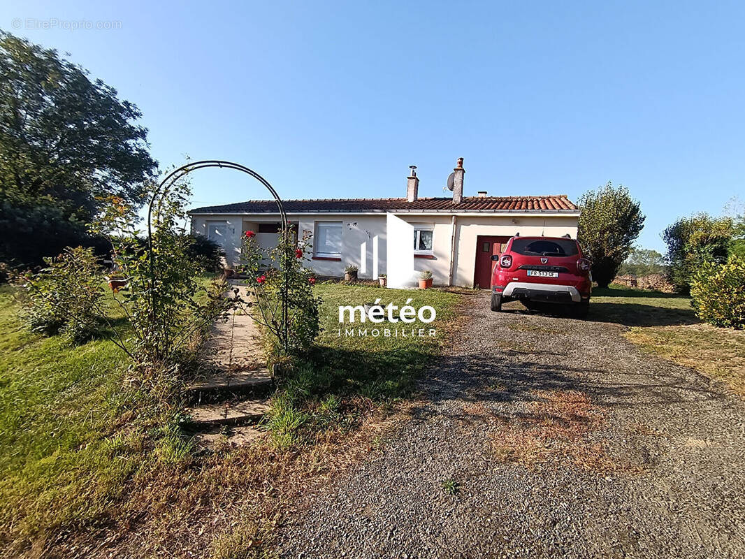 Maison à SAINT-MARTIN-LARS-EN-SAINTE-HERMINE