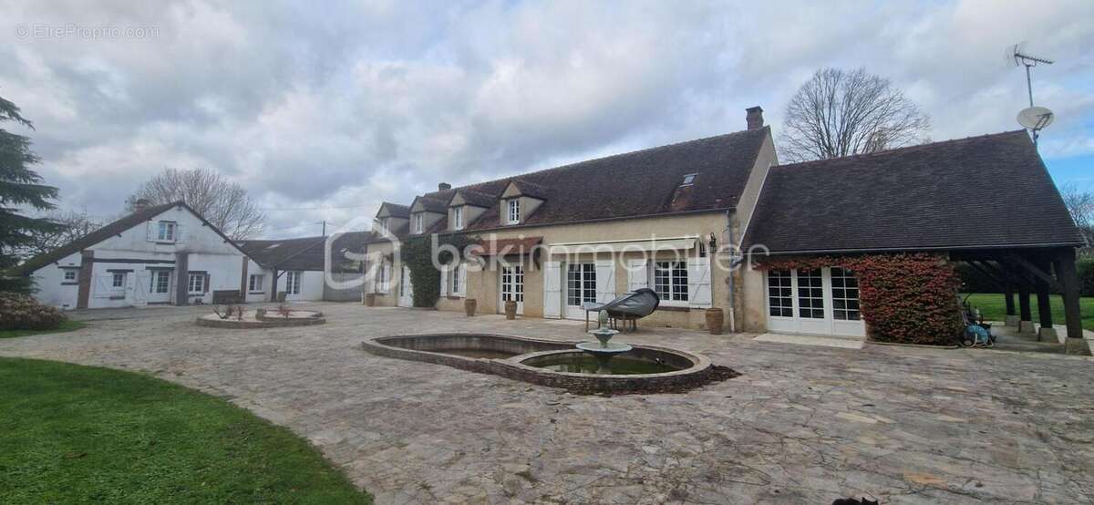 Maison à SAINT-HILAIRE-LES-ANDRESIS