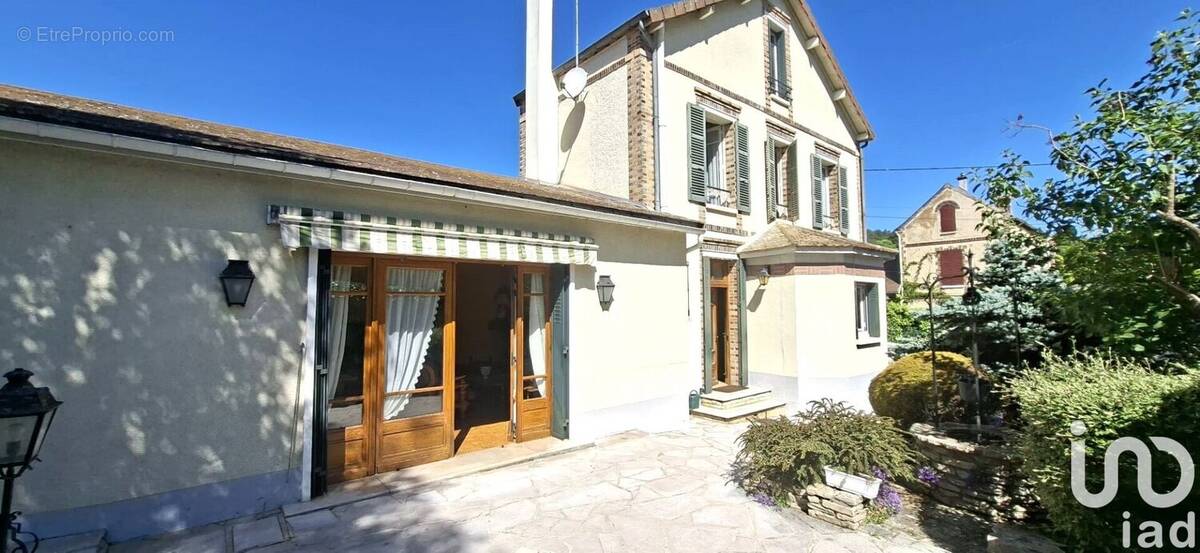 Photo 1 - Maison à PONT-SUR-YONNE