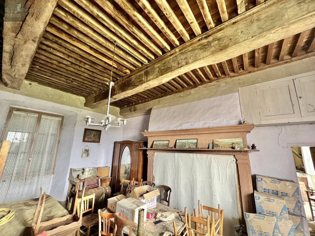 Maison à SALLES-LA-SOURCE