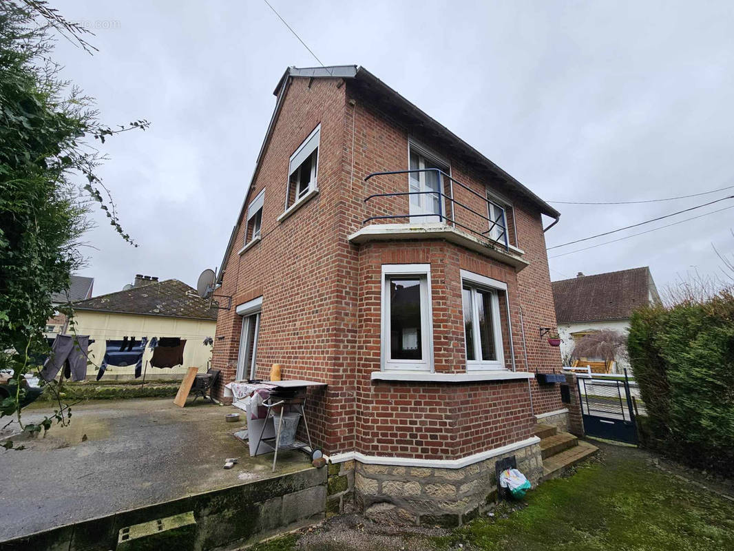 Maison à HANGEST-SUR-SOMME