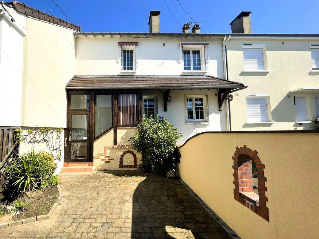 Maison à AUXERRE