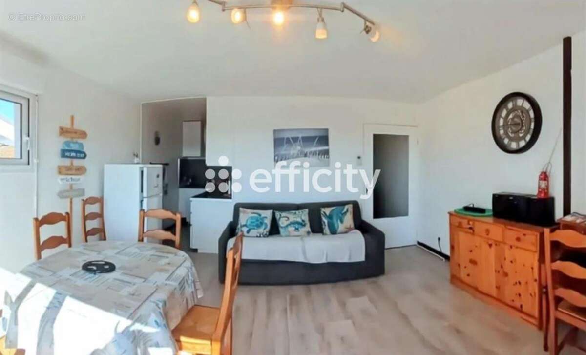 Appartement à CAMIERS