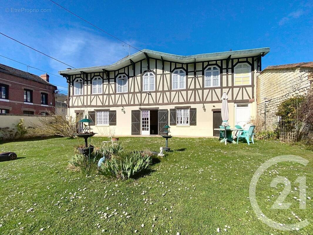 Maison à ELBEUF