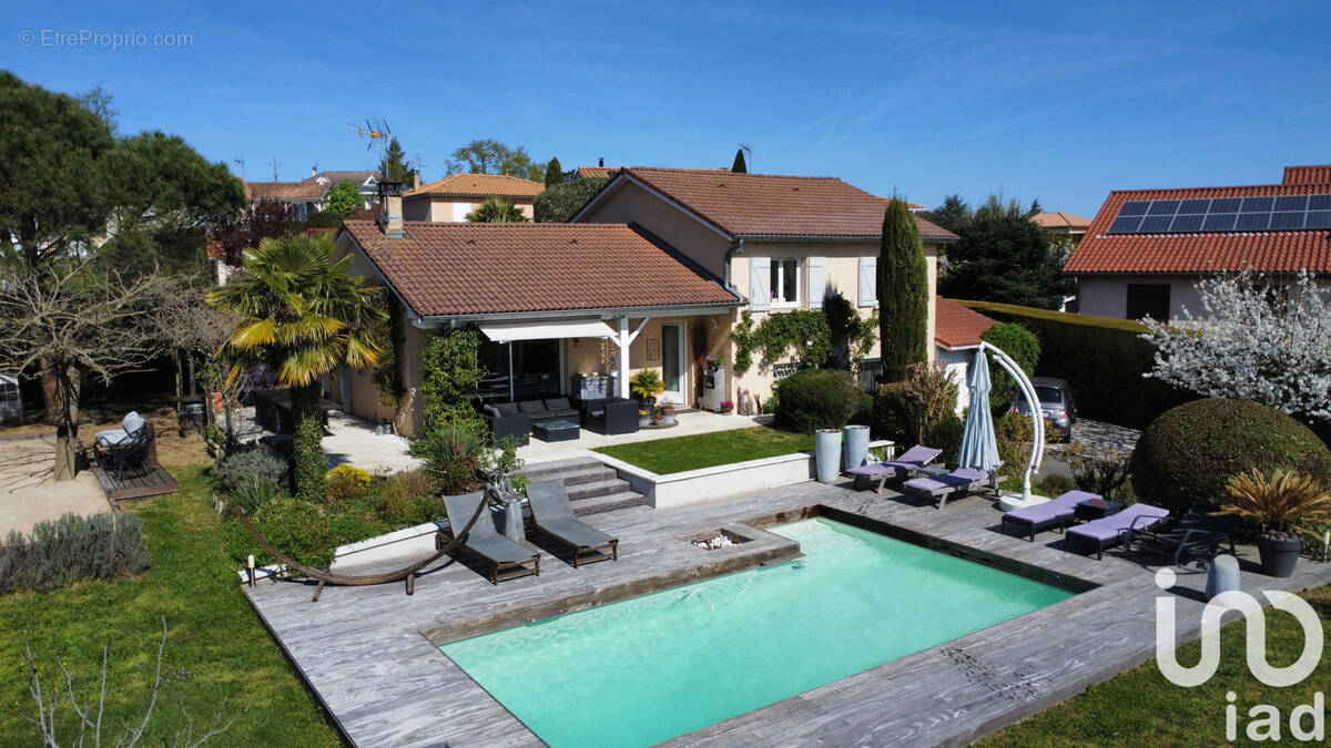 Photo 1 - Maison à DOMMARTIN