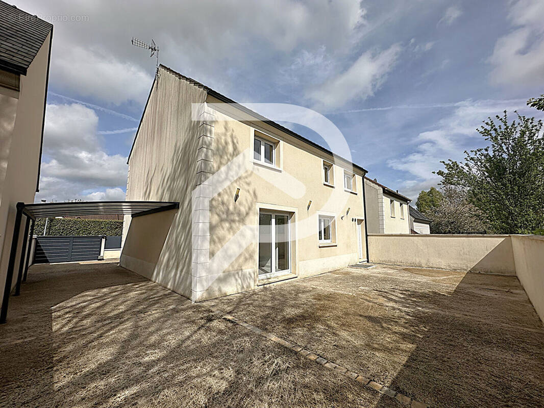 Maison à SAINT-PATHUS