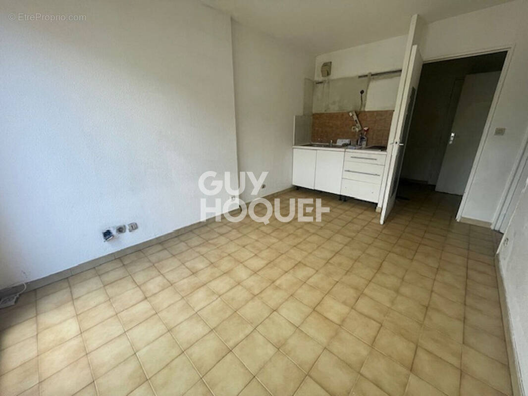 Appartement à VALLAURIS
