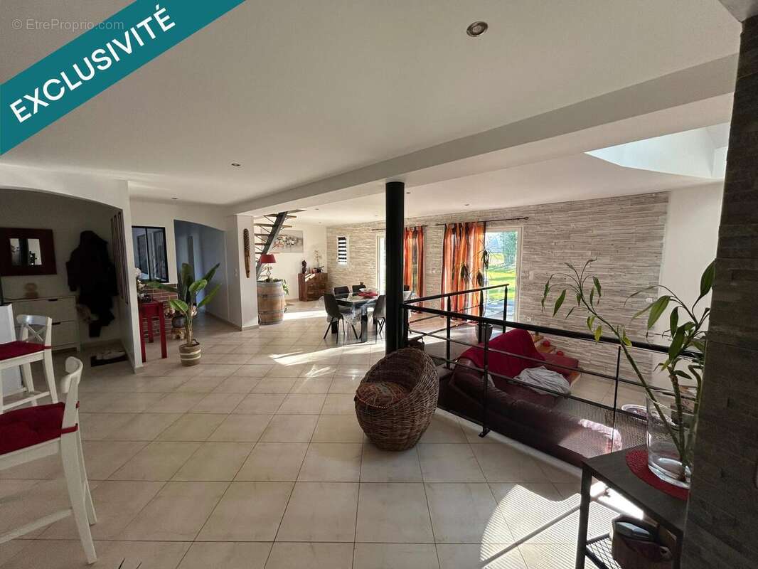 Photo 2 - Maison à YERVILLE
