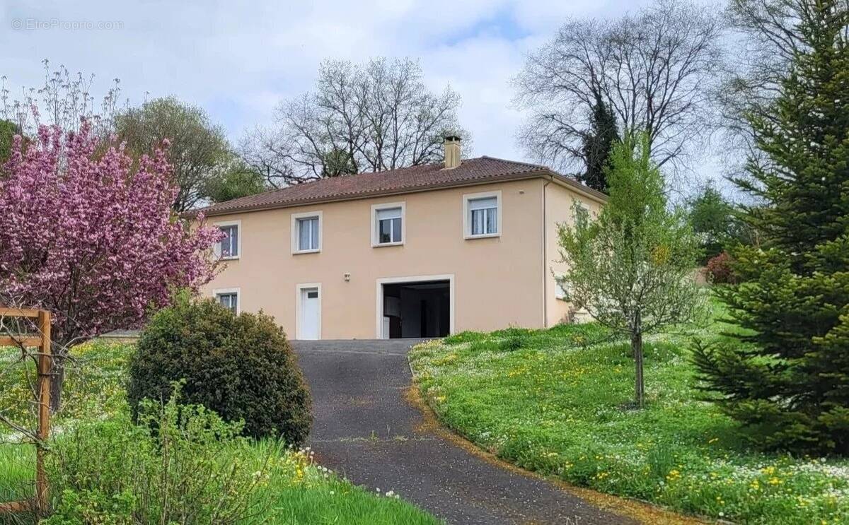 Maison à CHAUVIGNY
