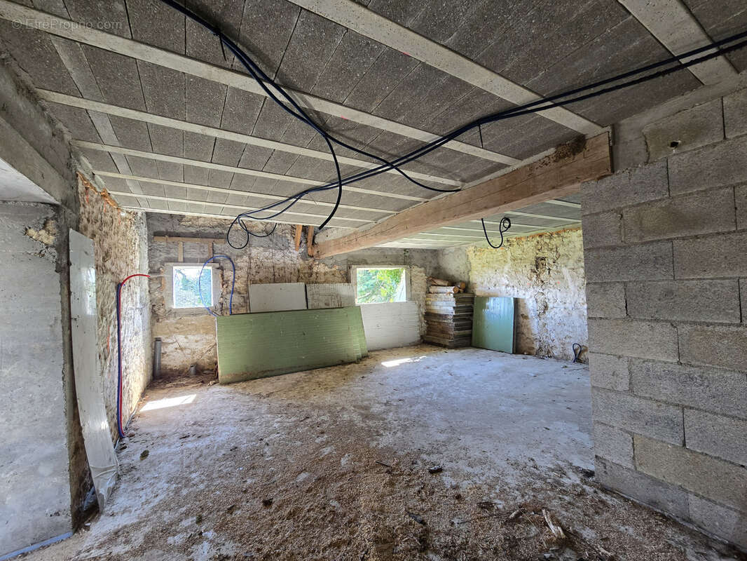 Maison à BETON-BAZOCHES