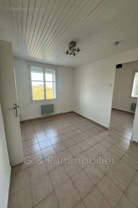Appartement à GREASQUE
