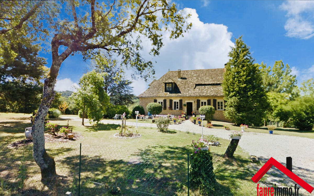 Maison à COSNAC