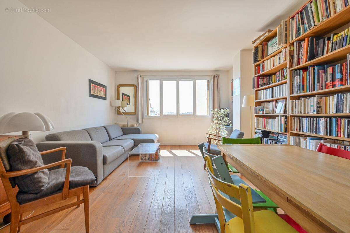 Appartement à PARIS-20E