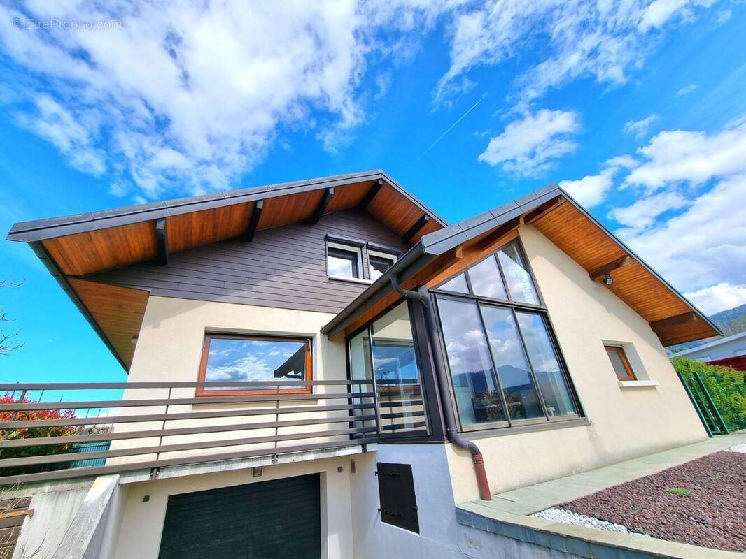 Appartement à ALLINGES