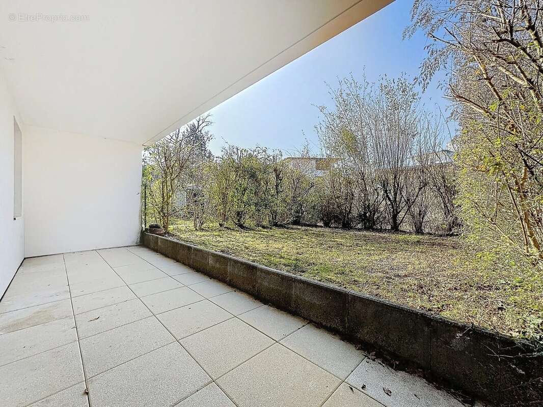 Appartement à PREVESSIN-MOENS