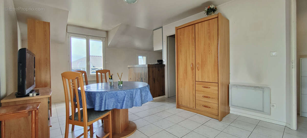 Appartement à LOUVRES